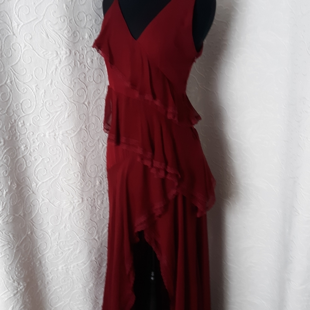 Alice + Olivia Burgundy Ruffle Midi Dress - Picture 8 of 9